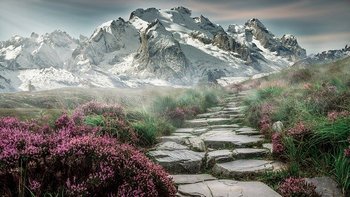 mountain-landscape-2031539-640
