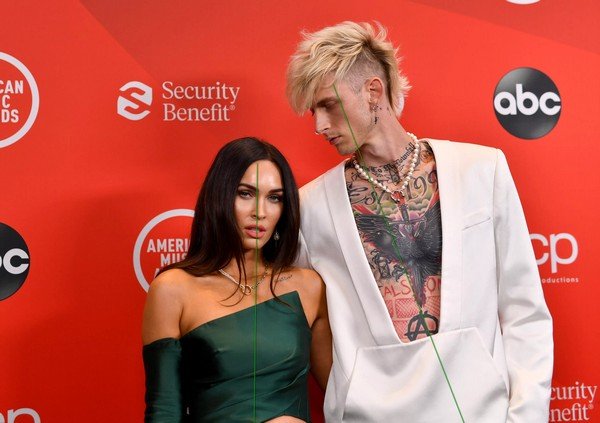 megan-fox-e-machine-gun-kelly-gettyimages-1287106600