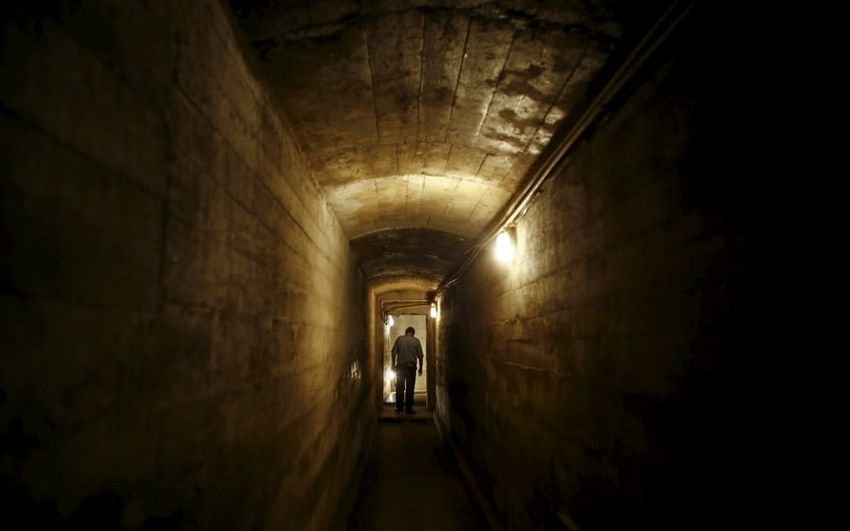 nazi-train-tunnel--3424920k-GH-content-850px