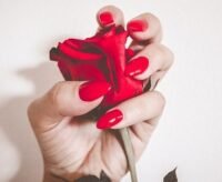 red-g2b66ecb8c-640