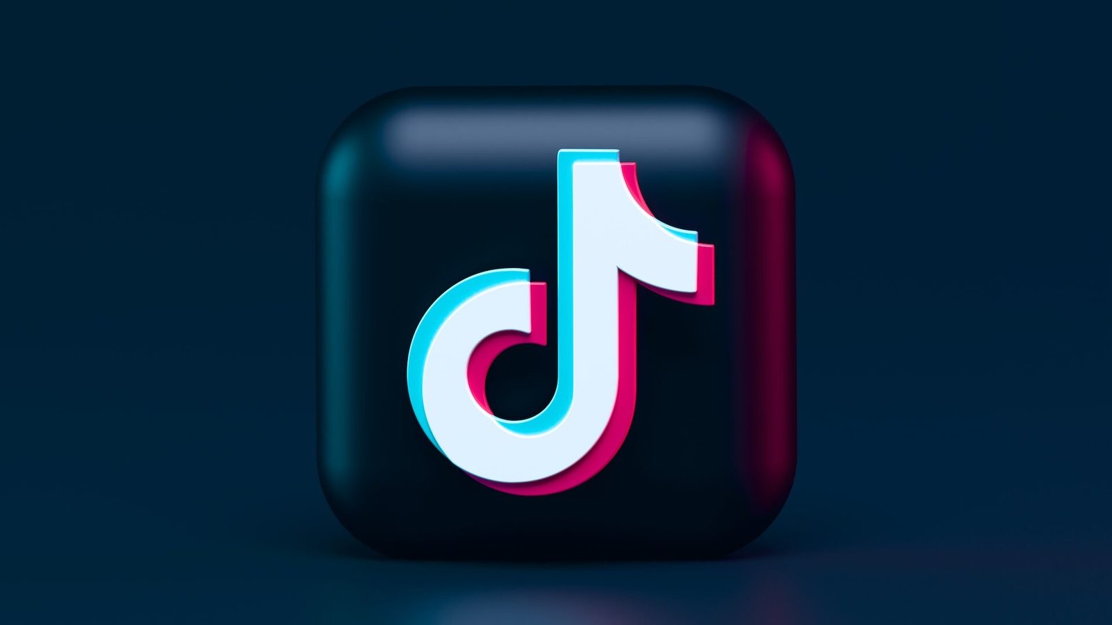 how-addicted-to-tiktok-are-you-2023-free-amp-honest-quiz_2023-03-06_019445