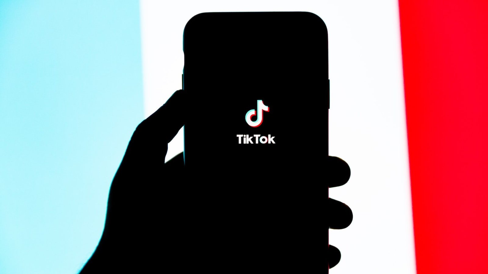 how-addicted-to-tiktok-are-you-2023-free-amp-honest-quiz_2023-03-06_408535