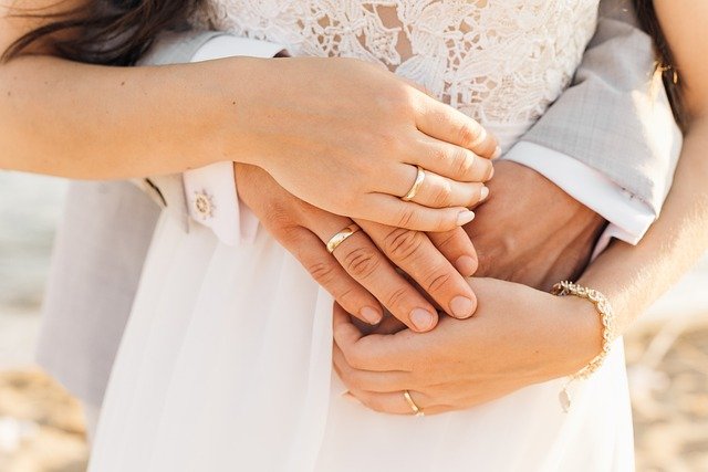 does-my-fiance-love-me_2023-04-20_321146