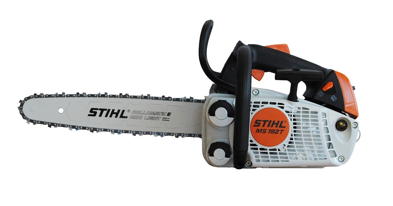 chainsaw-2192639-1280