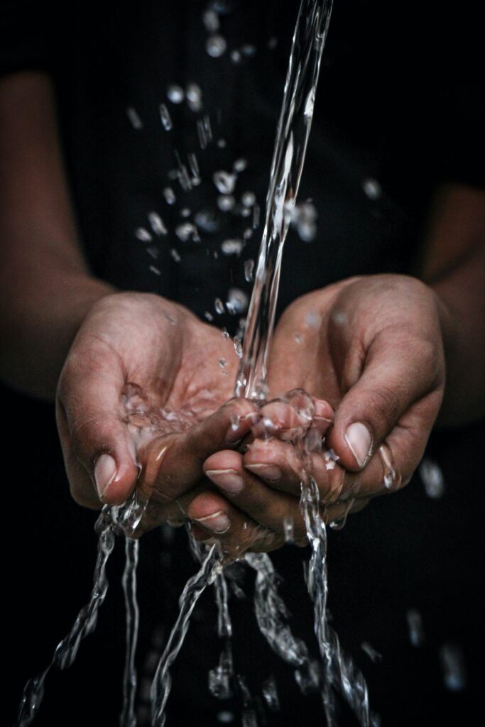 are-you-drinking-enough-water-this-quiz-predicts-90-accurately_2023-07-18_025581