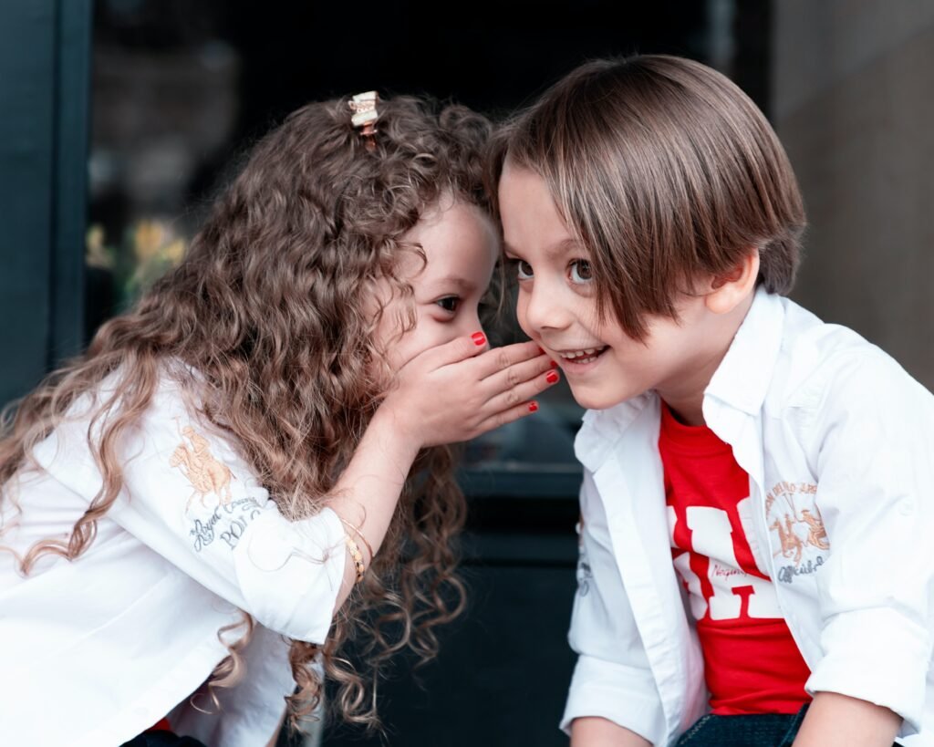 who-secretly-loves-you-100-honest-answer_2023-08-19_332714