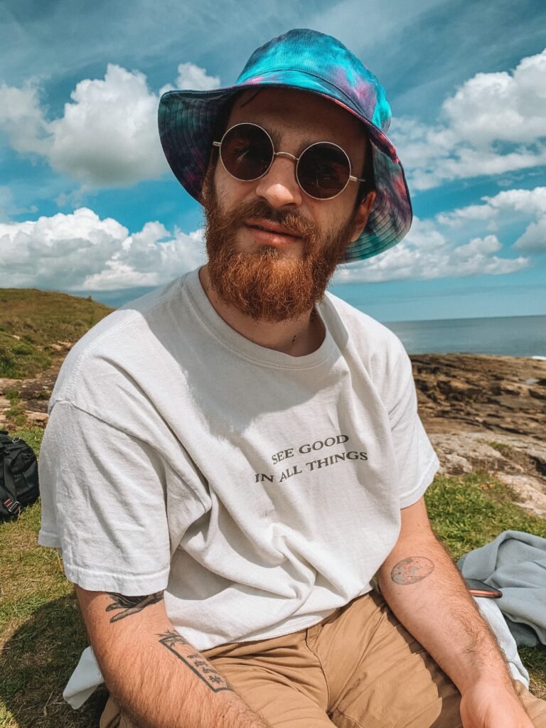 are-you-a-hipster-or-just-pretending-to-be-100-accurate-self-test-in-year_2023-10-06_190252