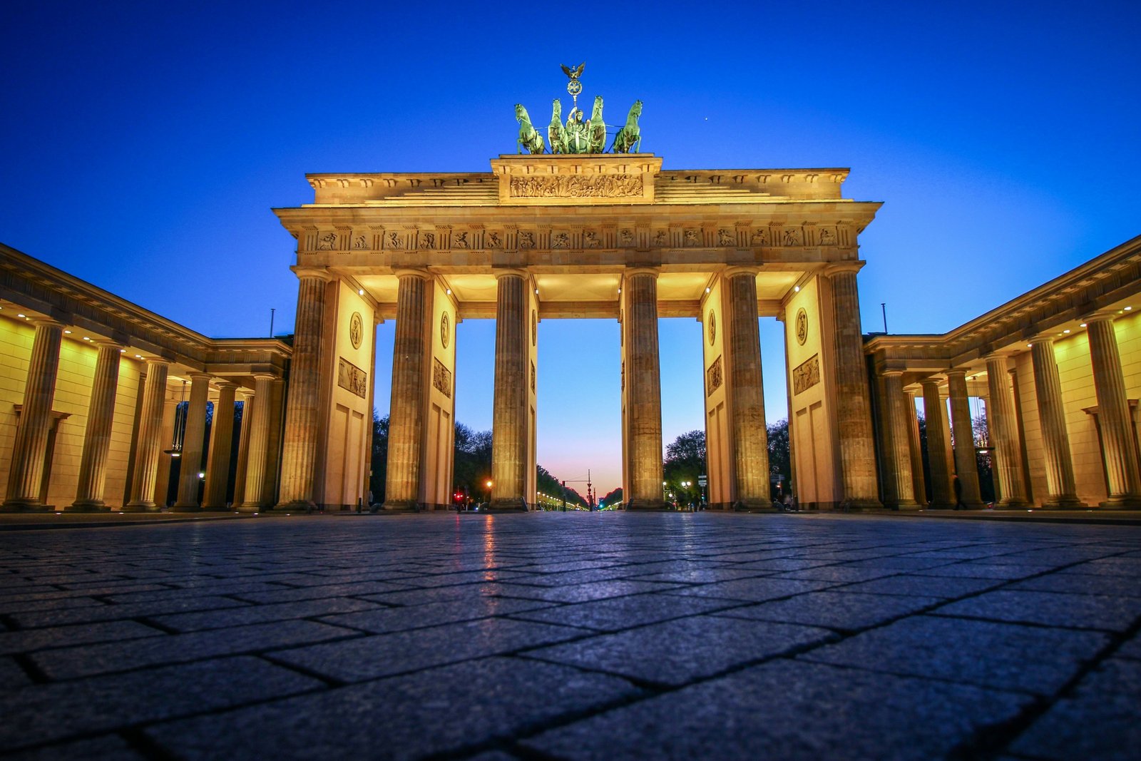 florian-wehde-uFGi0-YciE0-unsplash