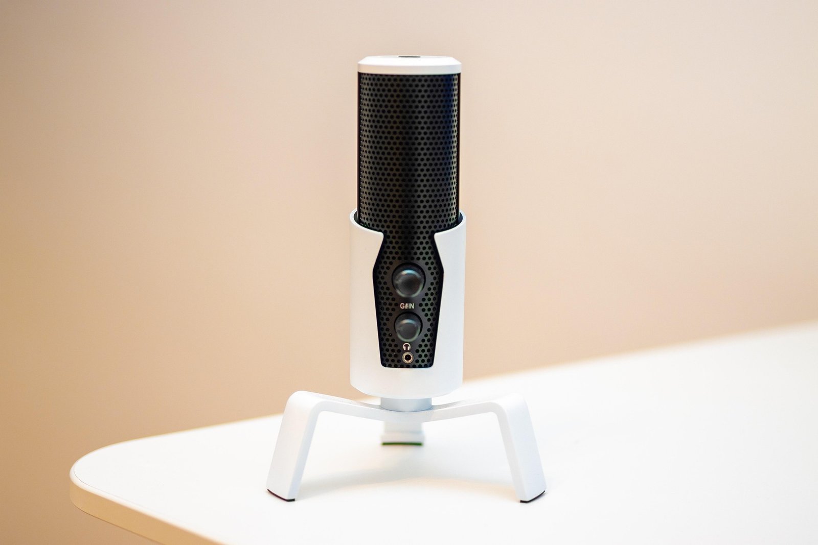 microphone-7046212-1920